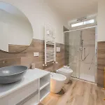 Ihost Luxury - Neg Roli 8 Milánó