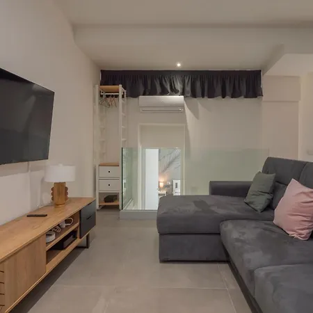Ihost Luxury - Neg Roli 8 Apartament *
