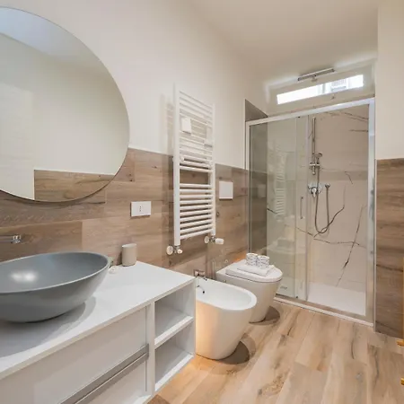 Ihost Luxury - Neg Roli 8 Mediolan