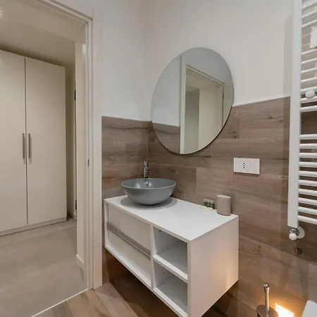 Apartament Ihost Luxury - Neg Roli 8